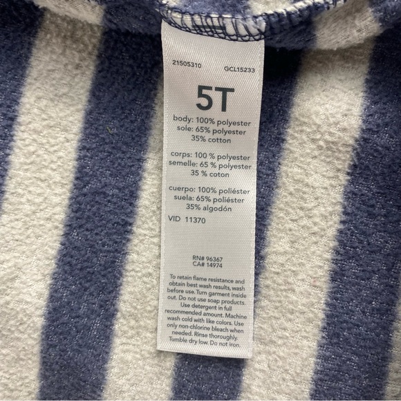 OshKosh Fleece Footed Pajamas - Size 5T - Picture 5 of 5